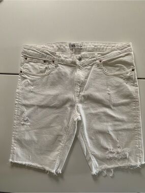 #62 ZARA White Distressed Denim Bermuda Shorts